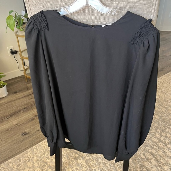 Lot Bundle of Calvin Klein Business Causal Blouses in EUC, Red & Black, M - Picture 2 of 11